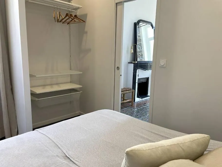 Appartement Spacieux, Confort Et Climatise A 500M De La Plage Carqueiranne Apartment